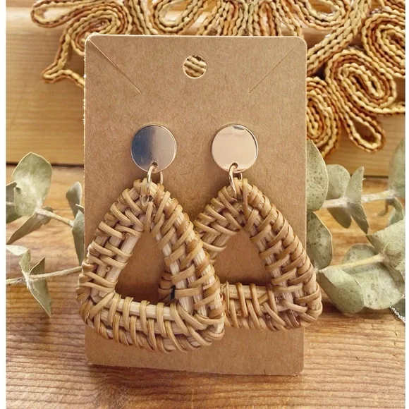 NEW Wicker Rattan Triangle dangle Earrings Boho - Boutique - Picture 2 of 5
